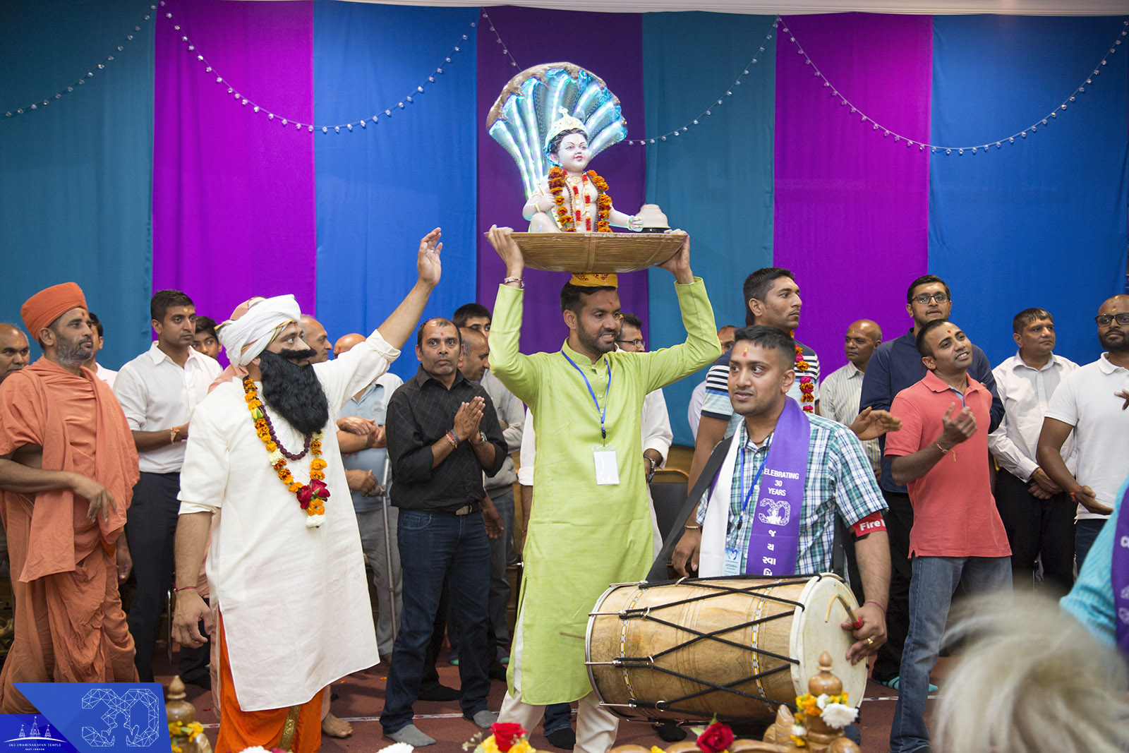 155  - ©1987-2017 SKS Swaminarayan Temple East London